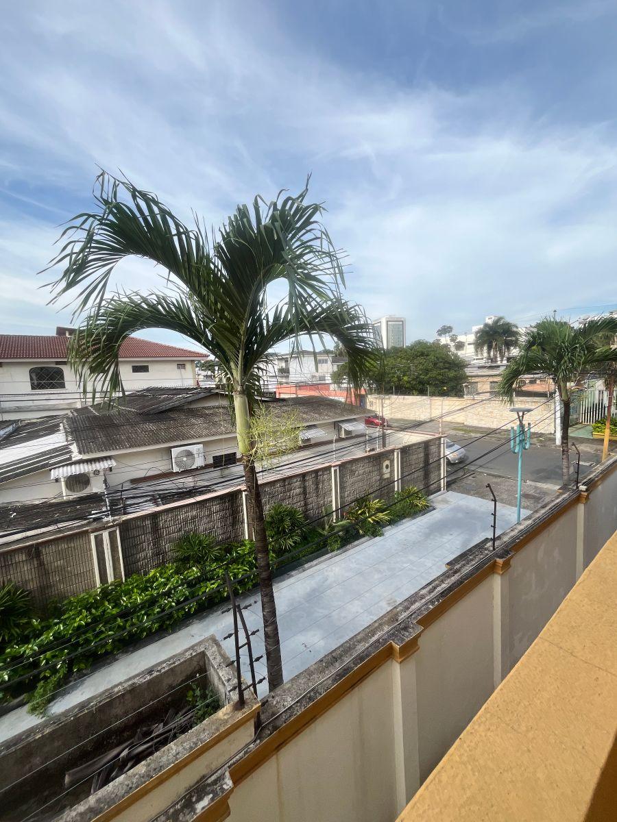 Urdesa Central Departamento en Venta 2 Dorm., Guayas — imagen 6