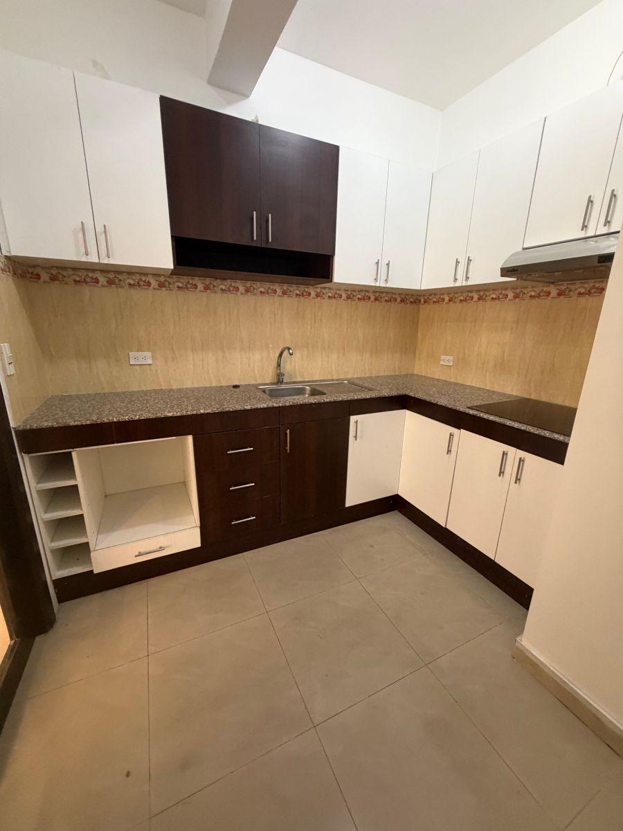 Urdesa Central Departamento en Venta 2 Dorm., Guayas — imagen 5