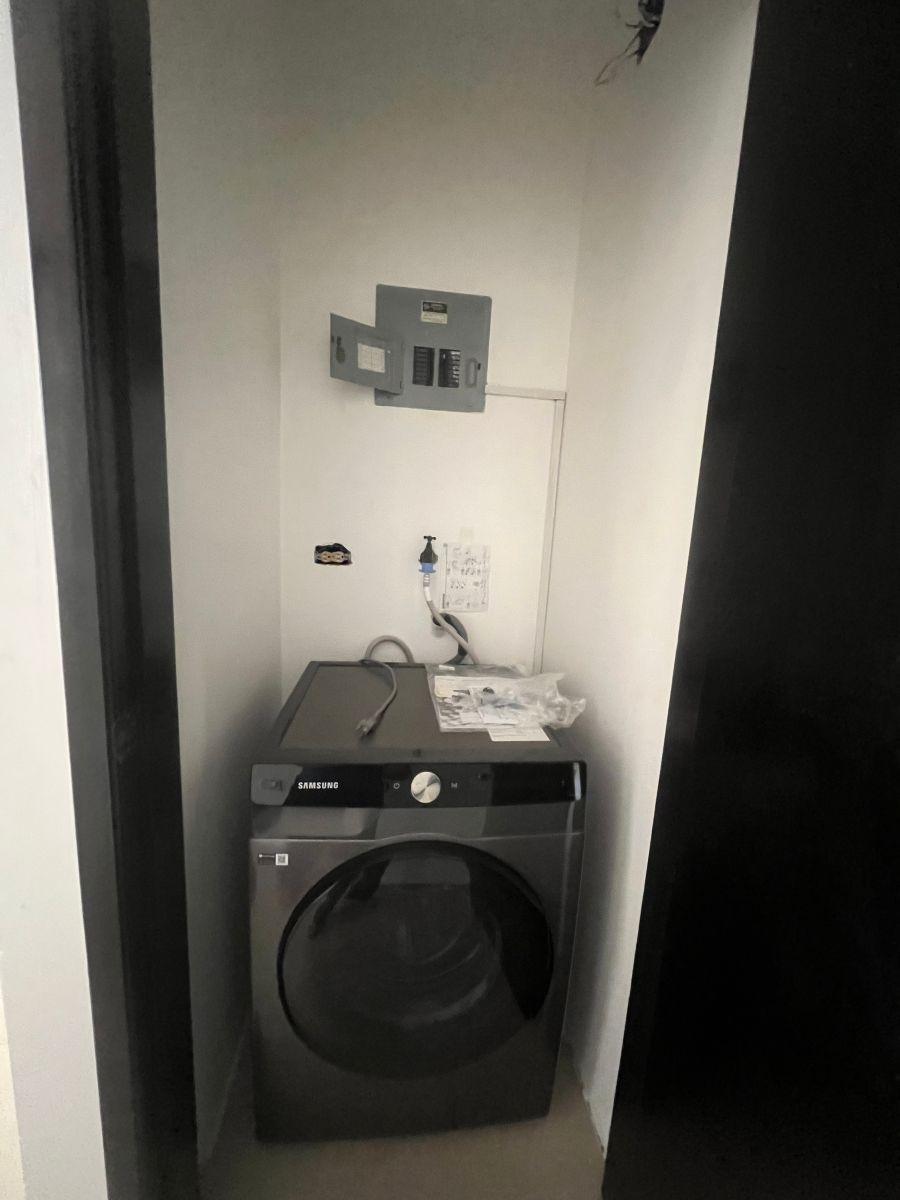 Urdesa Central Departamento en Venta 2 Dorm., Guayas — imagen 3