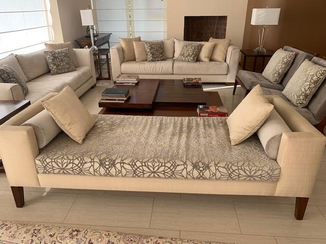Residencia Exclusiva en Urbanizacion Privada Sector Colegio Menor, en Venta — imagen 6