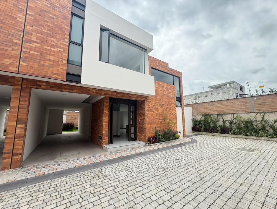 Casa por Estrenar en Puembo de Oportunidad — imagen 10