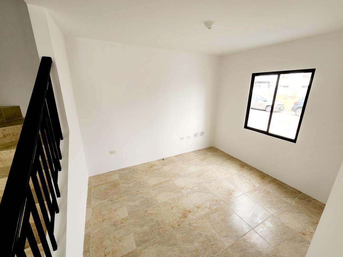 Casa en Venta – La Rioja, Etapa La Palma - Av Leon Febres Cordero, Guayas — imagen 8