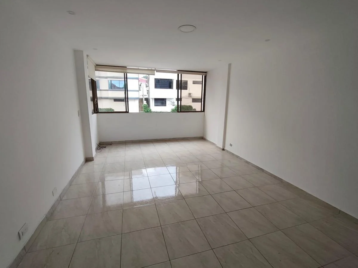 Departamento en Venta en Lomas de Urdesa Ronr, Guayas — imagen 8