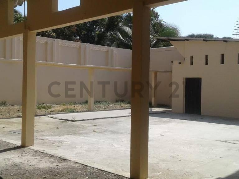 Casa en Venta en Zona Exclusiva y de Alta Plusvalía en Portoviejo Norte, Manabí — imagen 3