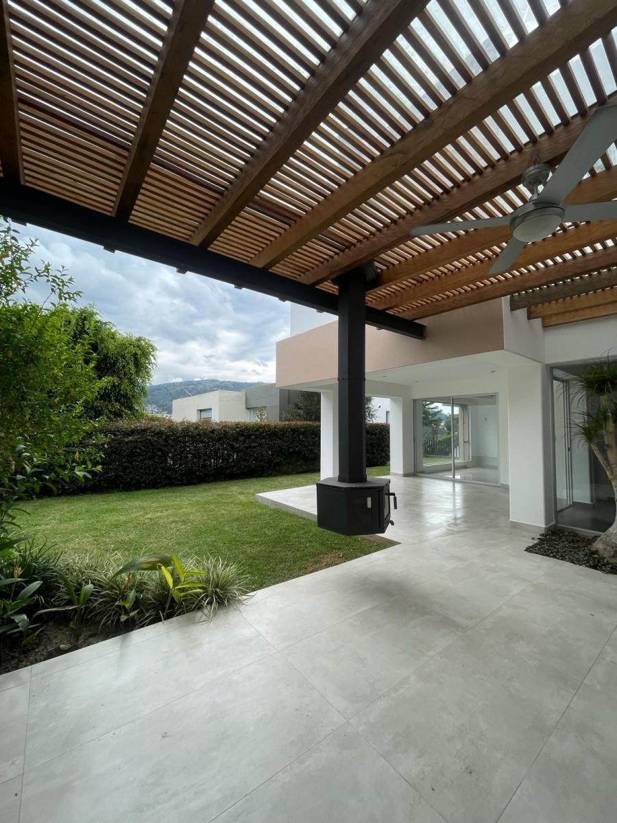 Casa en Cumbayá — imagen 5