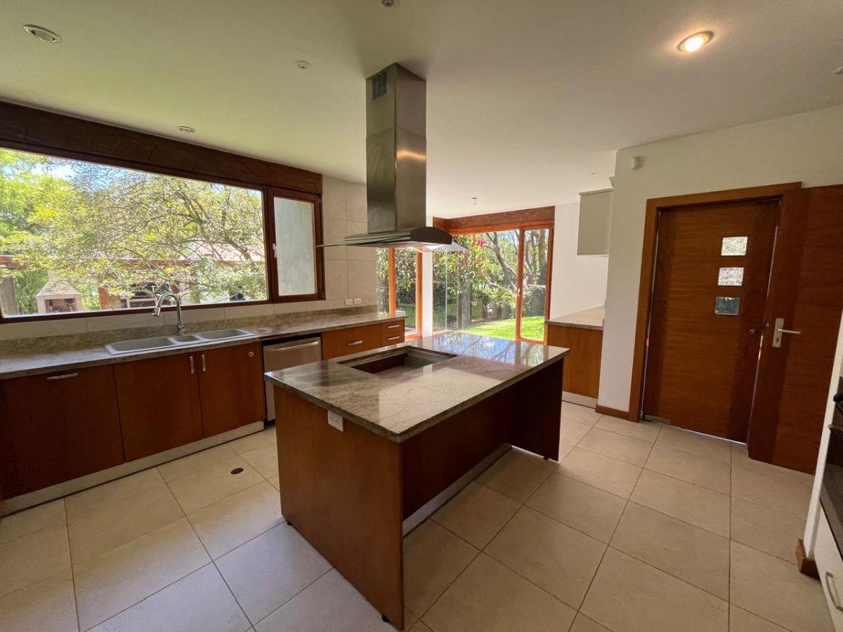 Casa de Lujo en Venta Cumbaya Urbanizacion Aaa — imagen 3
