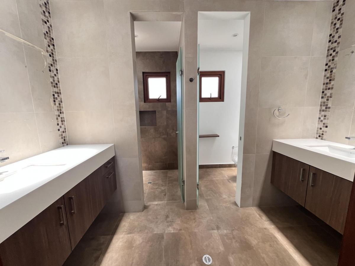 Casa en Urbanizacion Cumbaya/nayon — imagen 2
