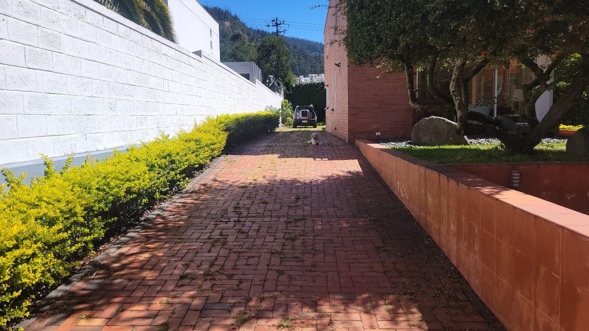 Altos del Valle - Cumbayá — imagen 7