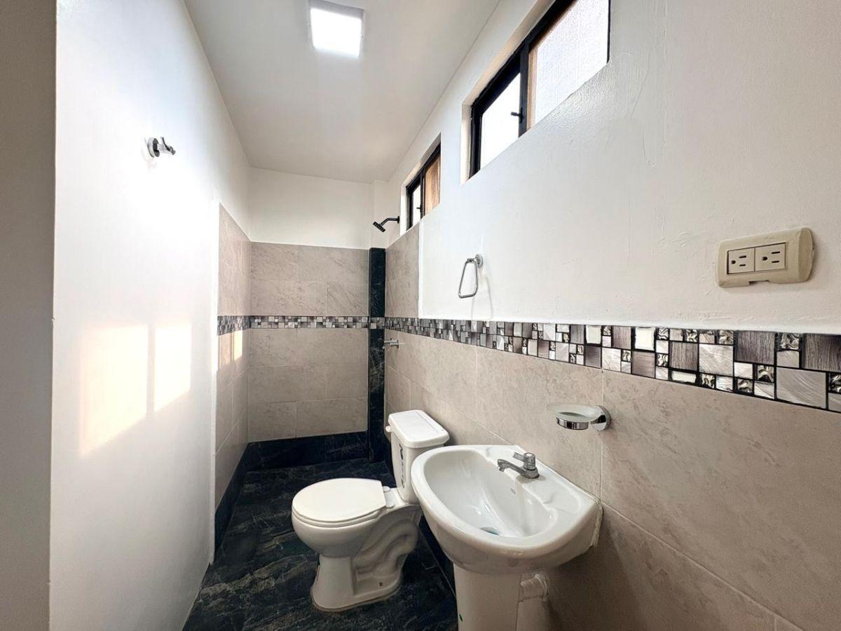 Casa en Venta en Urbanización Villa Club Etapa Floral Via Daule Aurora, Guayas — imagen 2