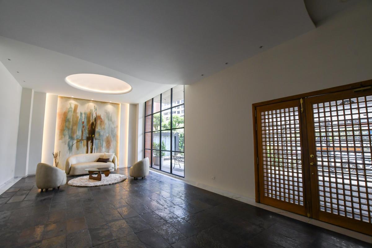 Departamento Duplex Venta 384 m² Gonzalez Suarez 4 Habitaciones 3 Parqueaderos — imagen 8