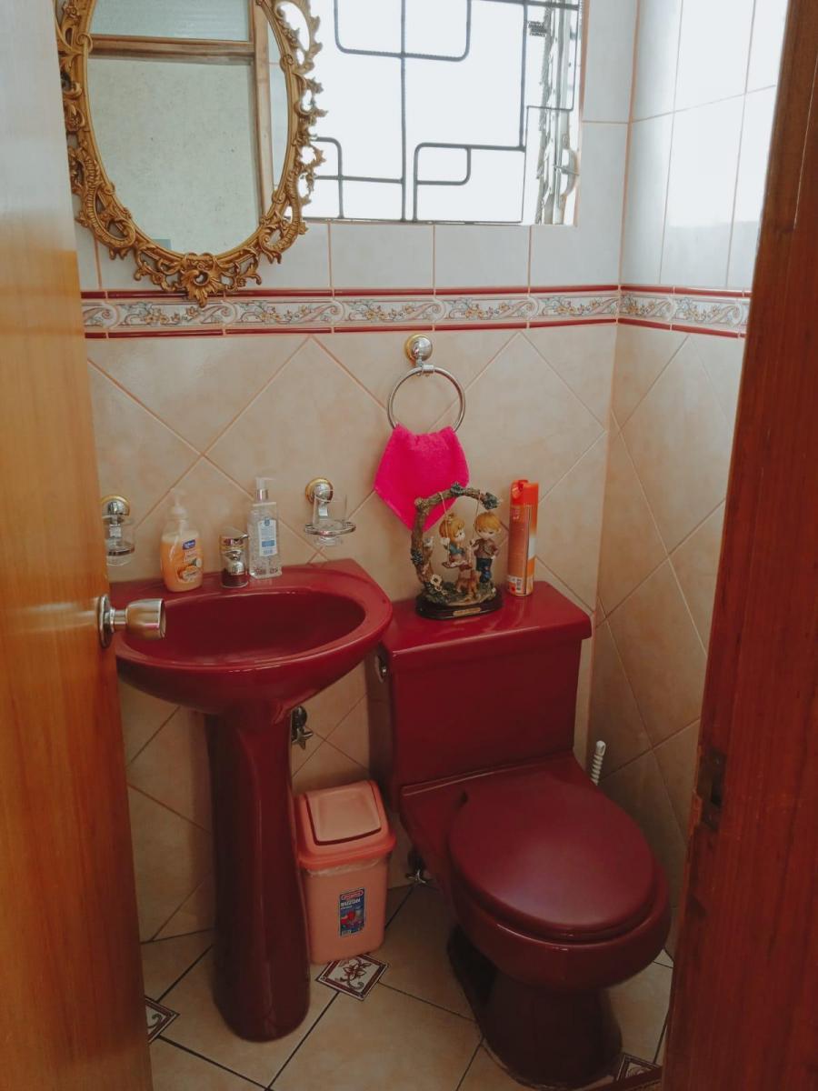 Vendo Casa Rentera Para Vivienda o Comercio 542 m² Sector Orellana — imagen 9