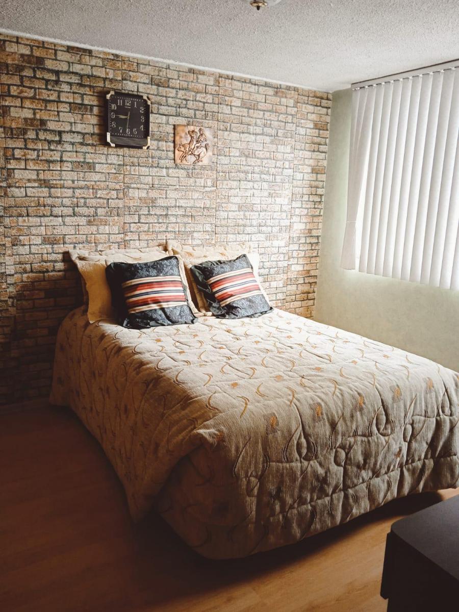 Vendo Casa Rentera Para Vivienda o Comercio 542 m² Sector Orellana — imagen 2