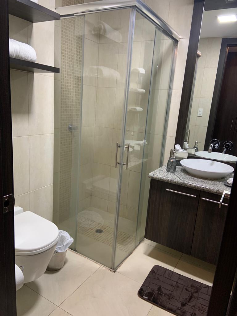 Bossano, Renta Departamento Amoblado, Vista, Balcón $950 — imagen 2