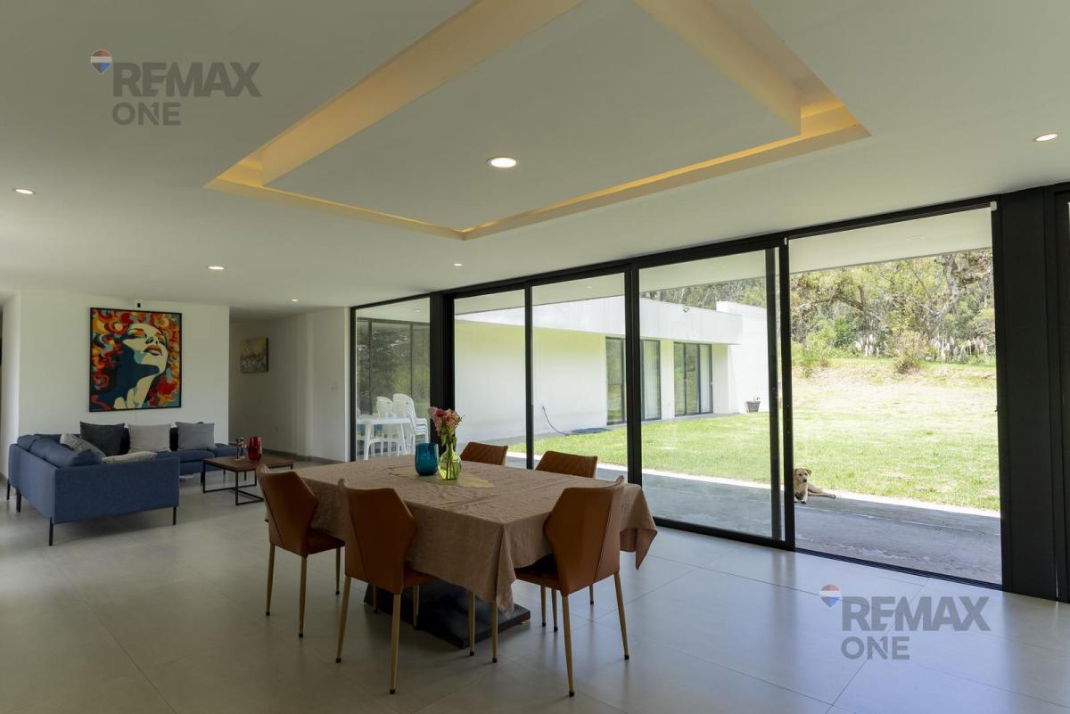 Casa en Sur de Paute, Azuay — imagen 5