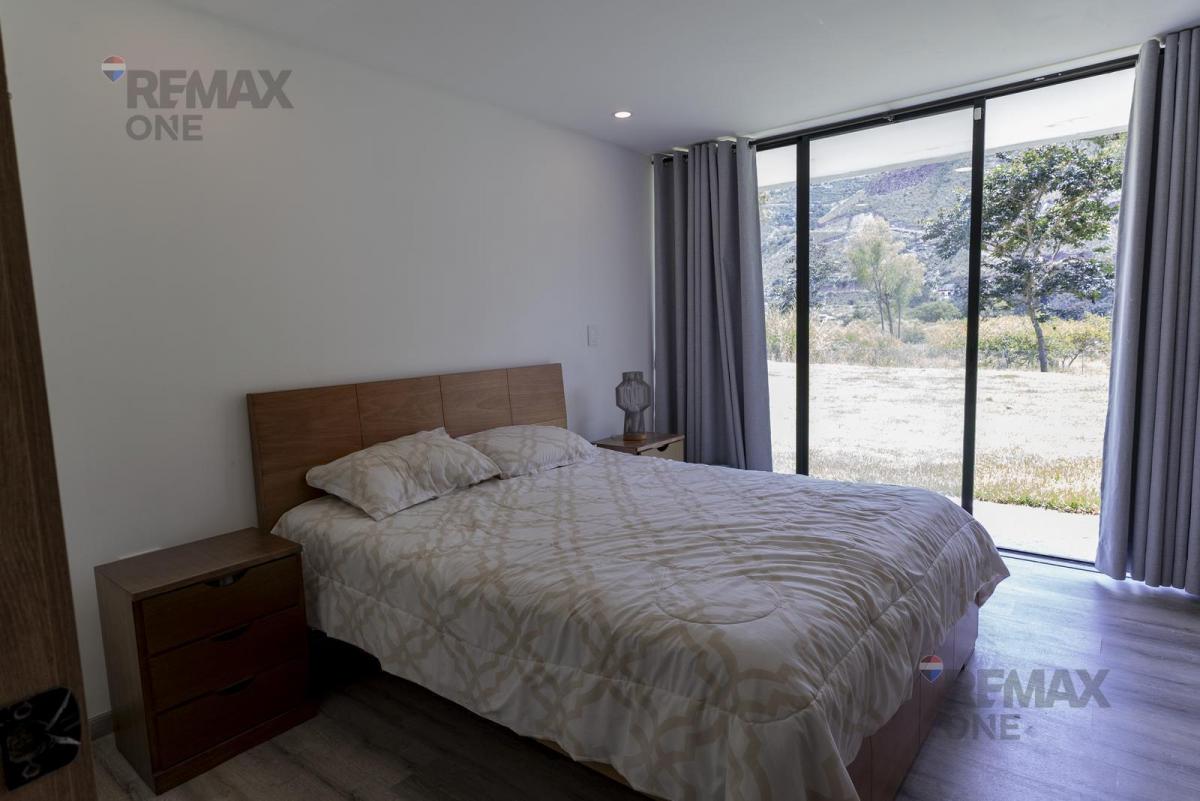 Casa en Sur de Paute, Azuay — imagen 3