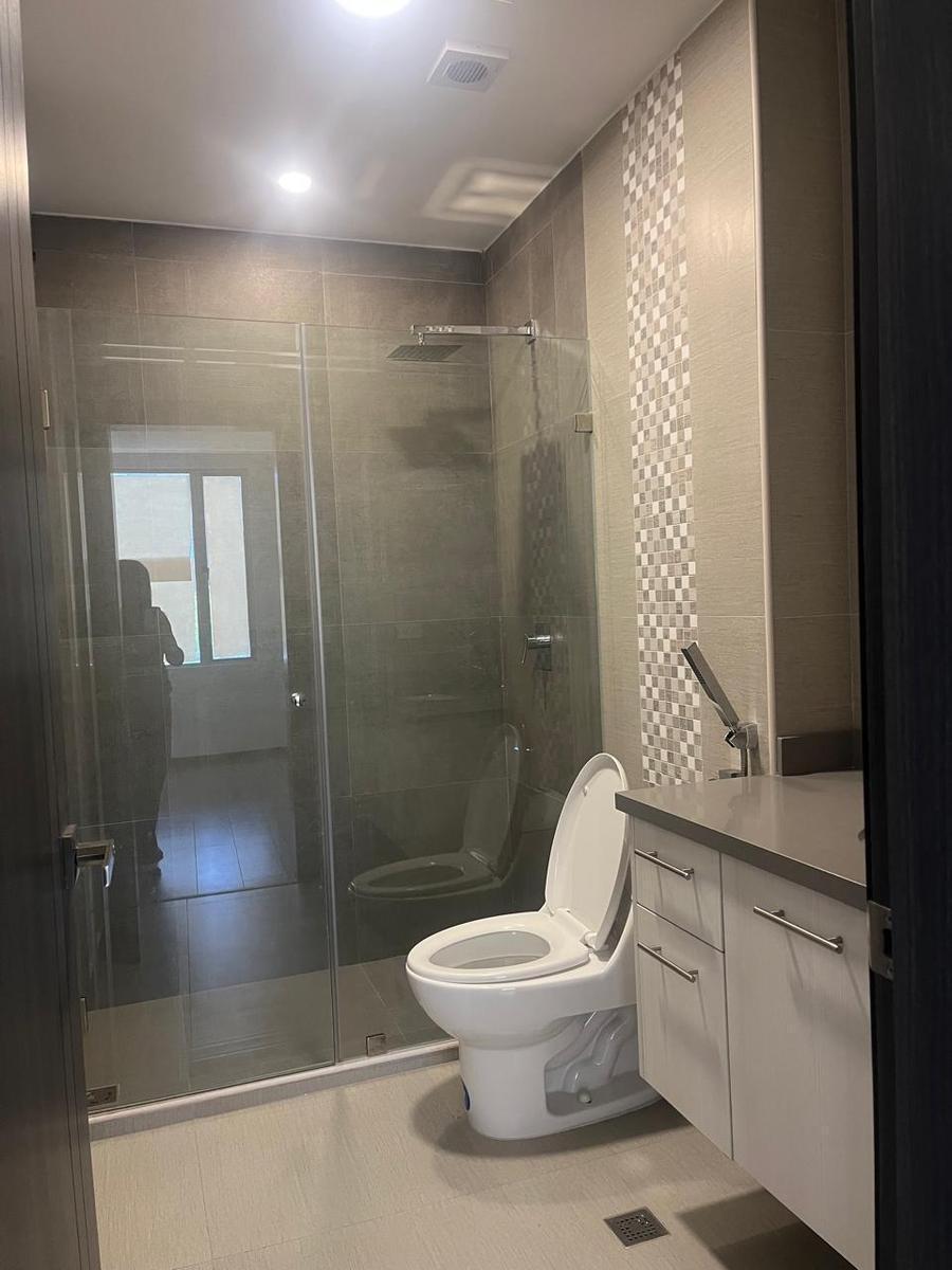 Venta Departamento de 136 m², por Estrenar, Acabados de Lujo — imagen 3