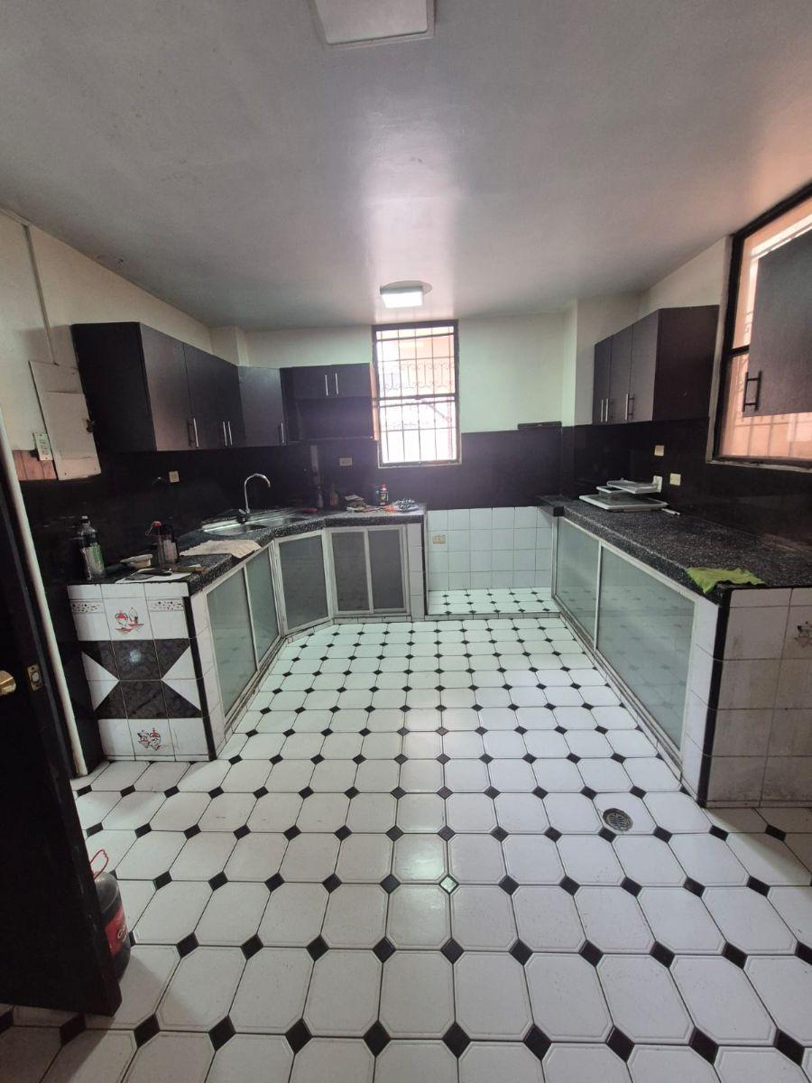 Vendo Casa en La Garzota, Guayas — imagen 4