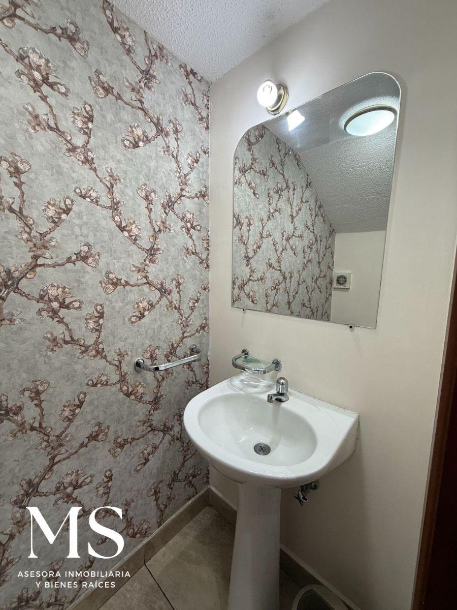 De Venta Hermosa Casa,4 Dorm., en Santa Lucía Norte de Quito. Provincia de Pichincha — imagen 5
