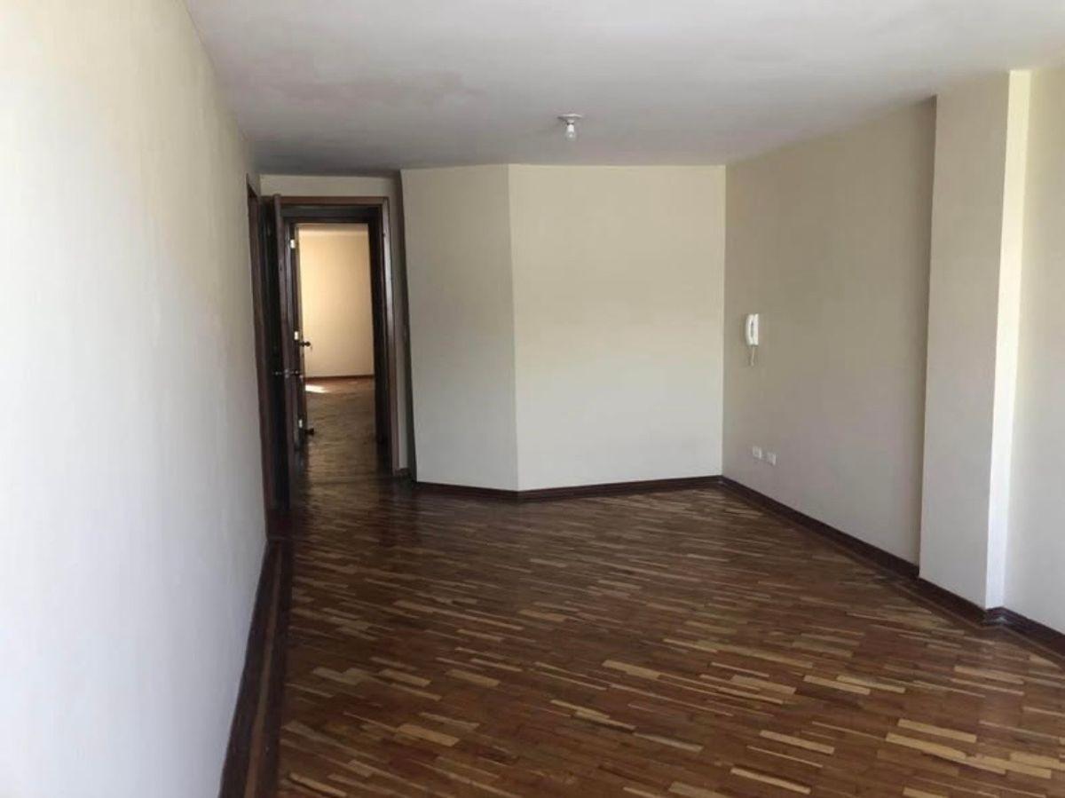 Vendo Lindo Departamento Sector La Josefina - Carcelén — imagen 2