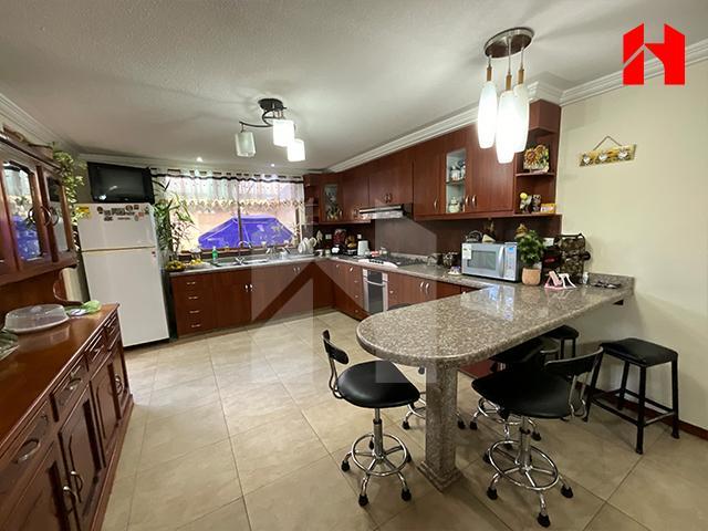 Vendo Cómoda Casa Sector Capulispamba (Cv3434), Azuay — imagen 4