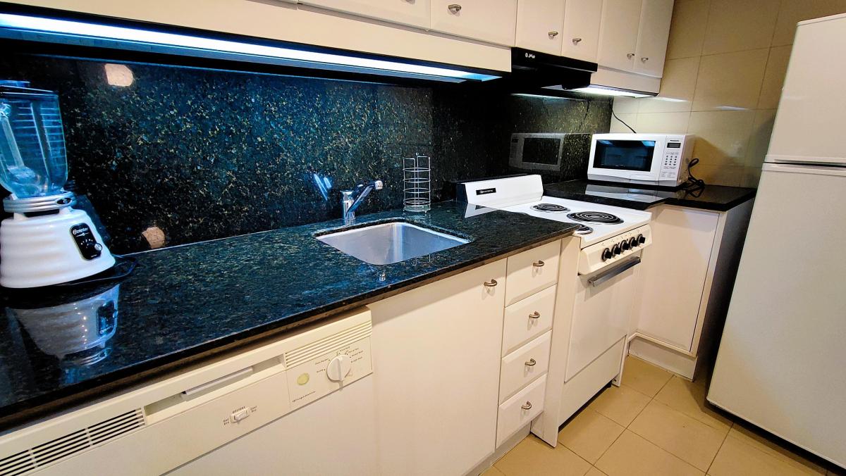 Vendo Departamento 2 Dorm Marriott Residences Amoblado de Lijo — imagen 6