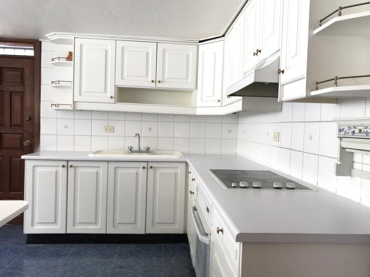 Casa de 439 m² con 5 Dorm. en Venta en El Batán — imagen 9