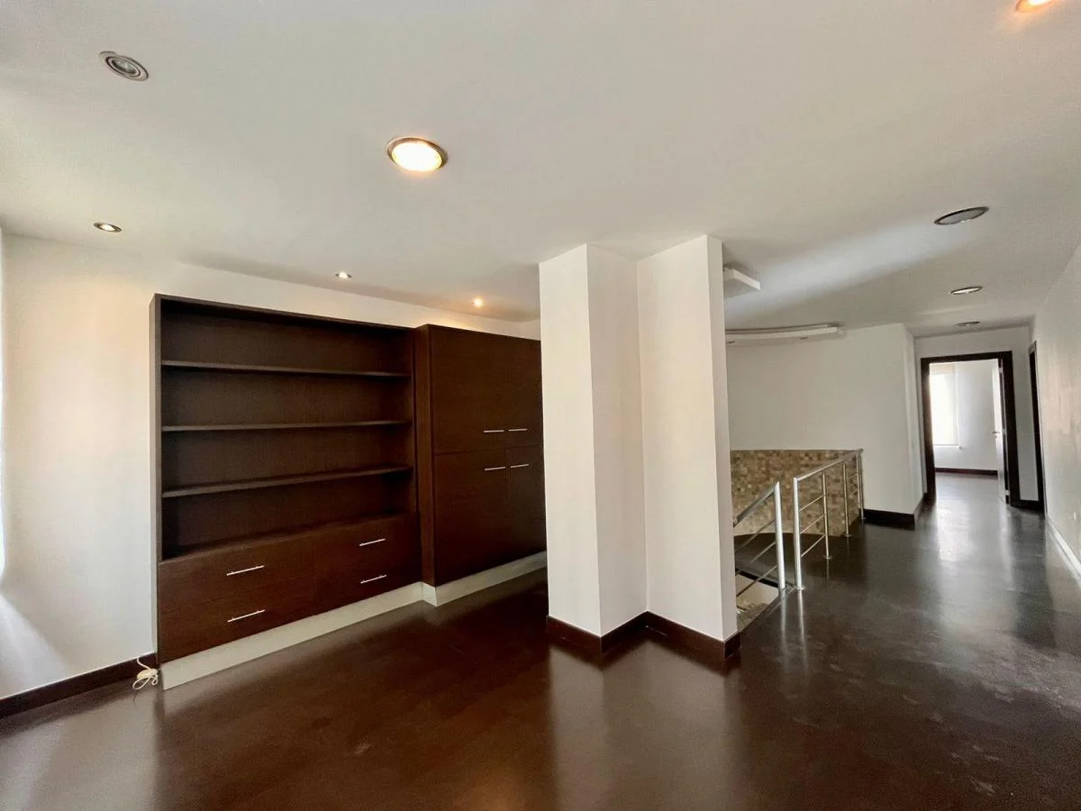 Casa Amplia de Venta San Patricio Lumbisi — imagen 7