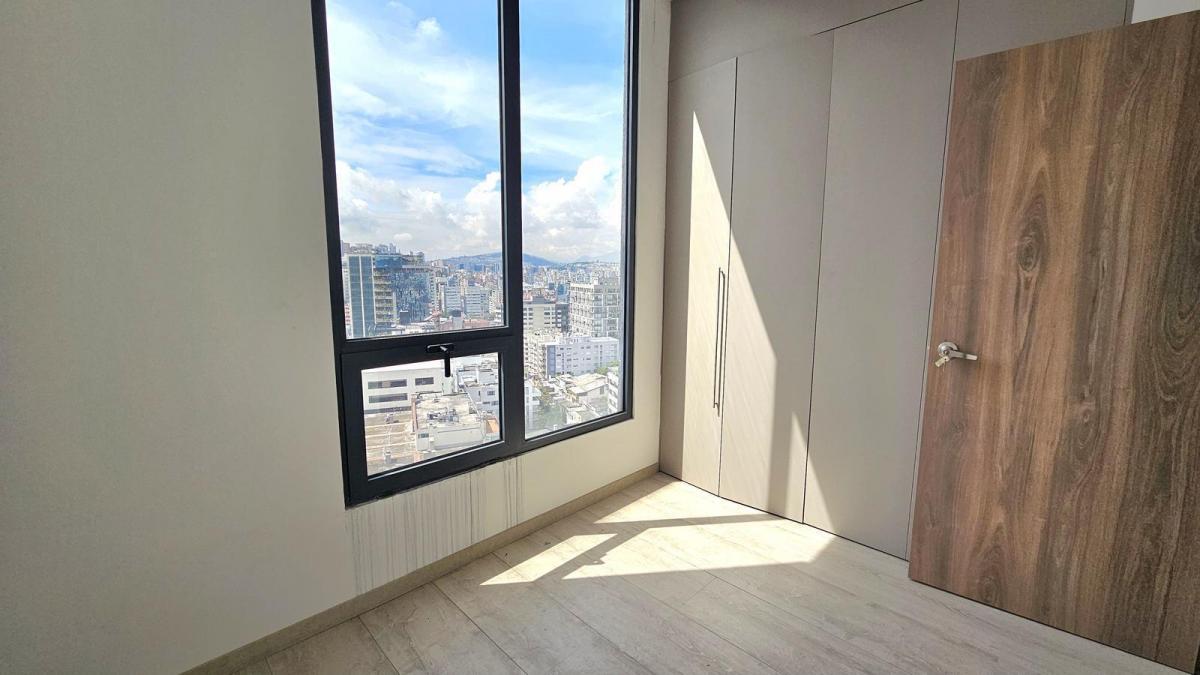 Venta Departamento con Vista, Piso Alto E Iluminado en La Carolina — imagen 2