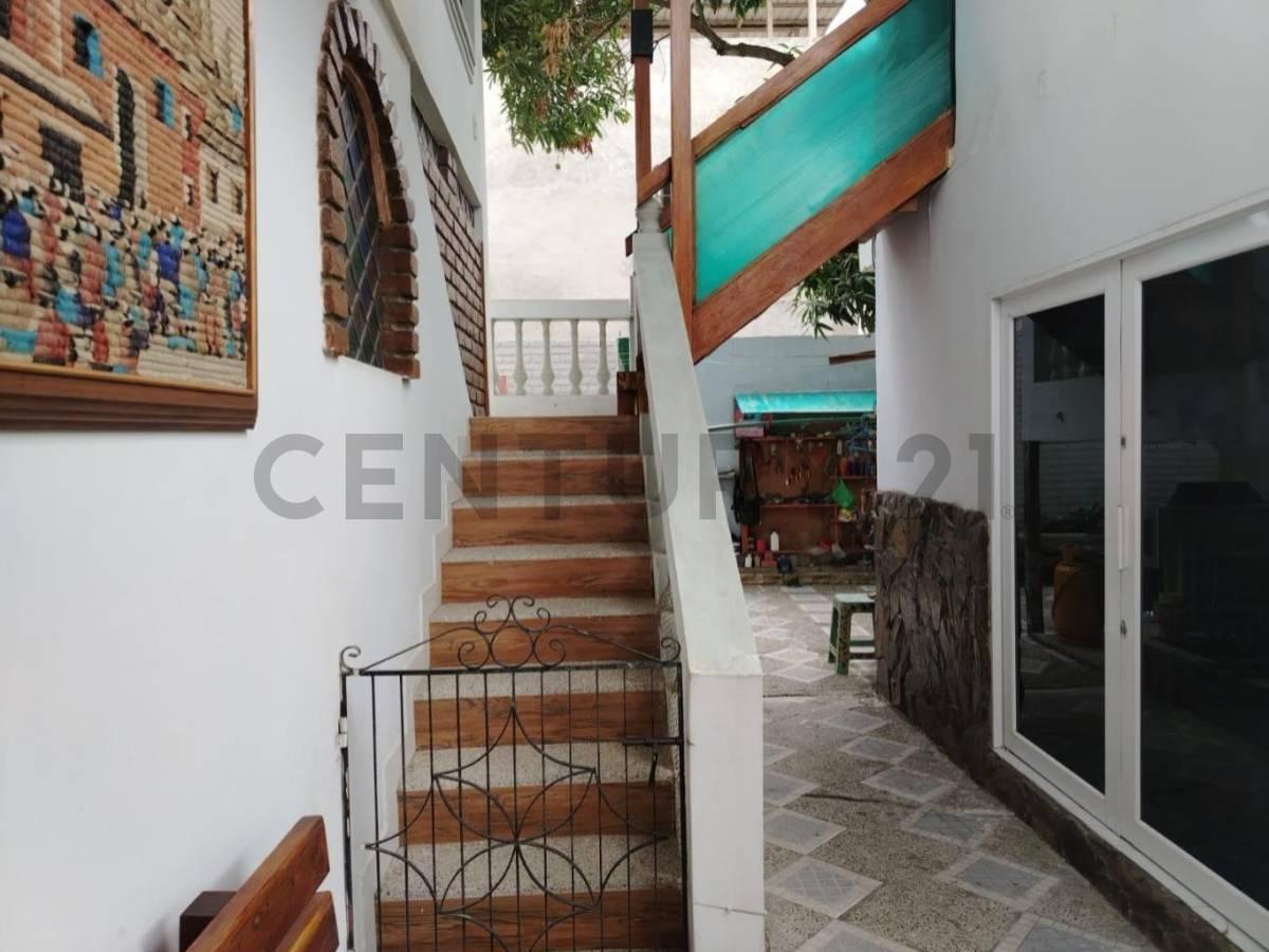 Casa en Venta en Urbanizacion Horizontel Azul - Norte de Manta, Manabí — imagen 2