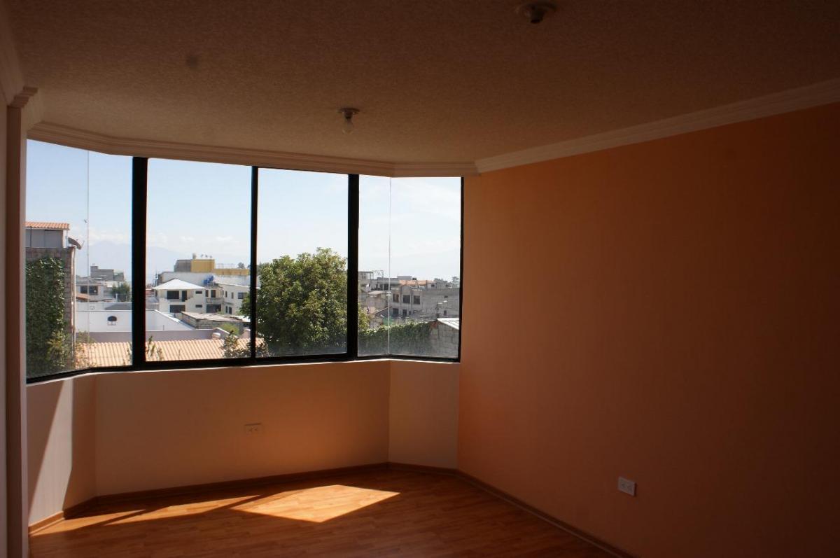 Departamento - Venta - Renta - Norte de Quito - San Isidro del Inca — imagen 8