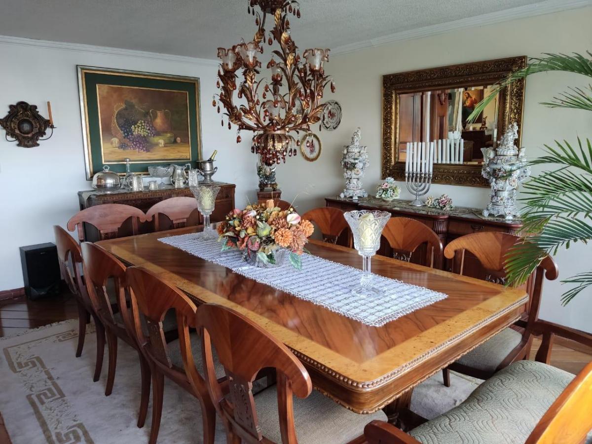 C/ Quito Tenis, Penthouse Amoblado de 305 m² en Venta, 3 Parqueaderos — imagen 9