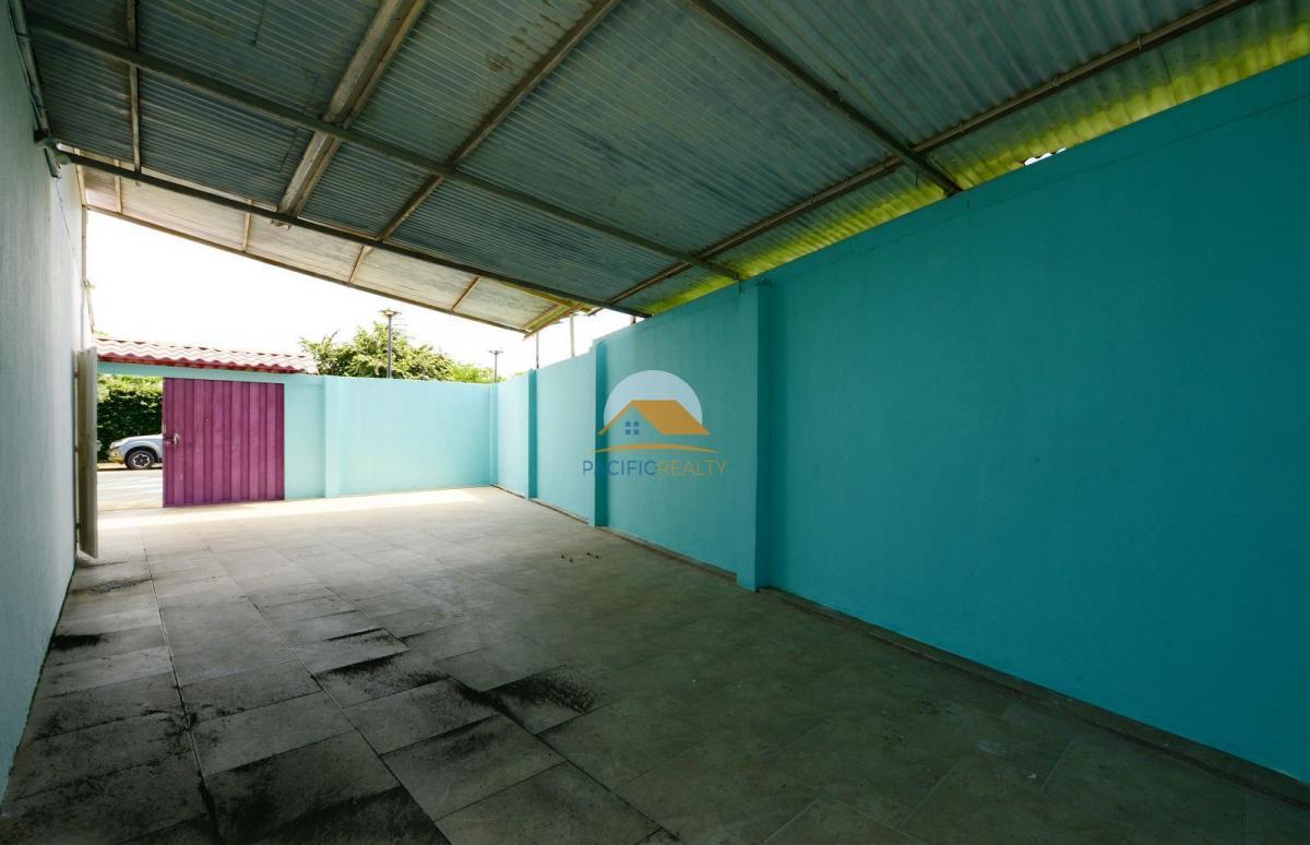 Casa Esquinera en Mucho Lote 2 con Amplio Terreno, Guayas — imagen 7