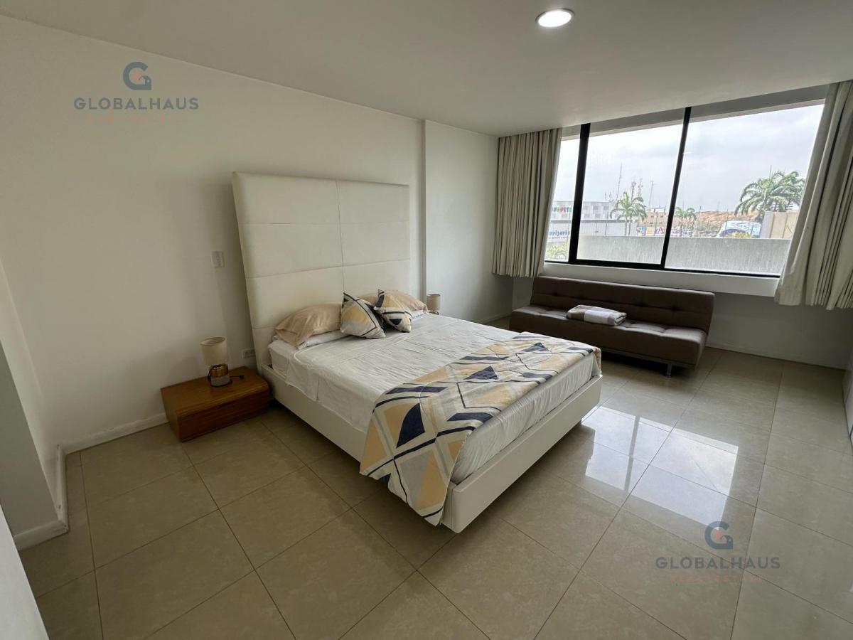 Venta de Departamento Amoblado en Kennedy Norte Torre Colón con 2 Habitaciones con Closet. V. B. Guayas — imagen 5