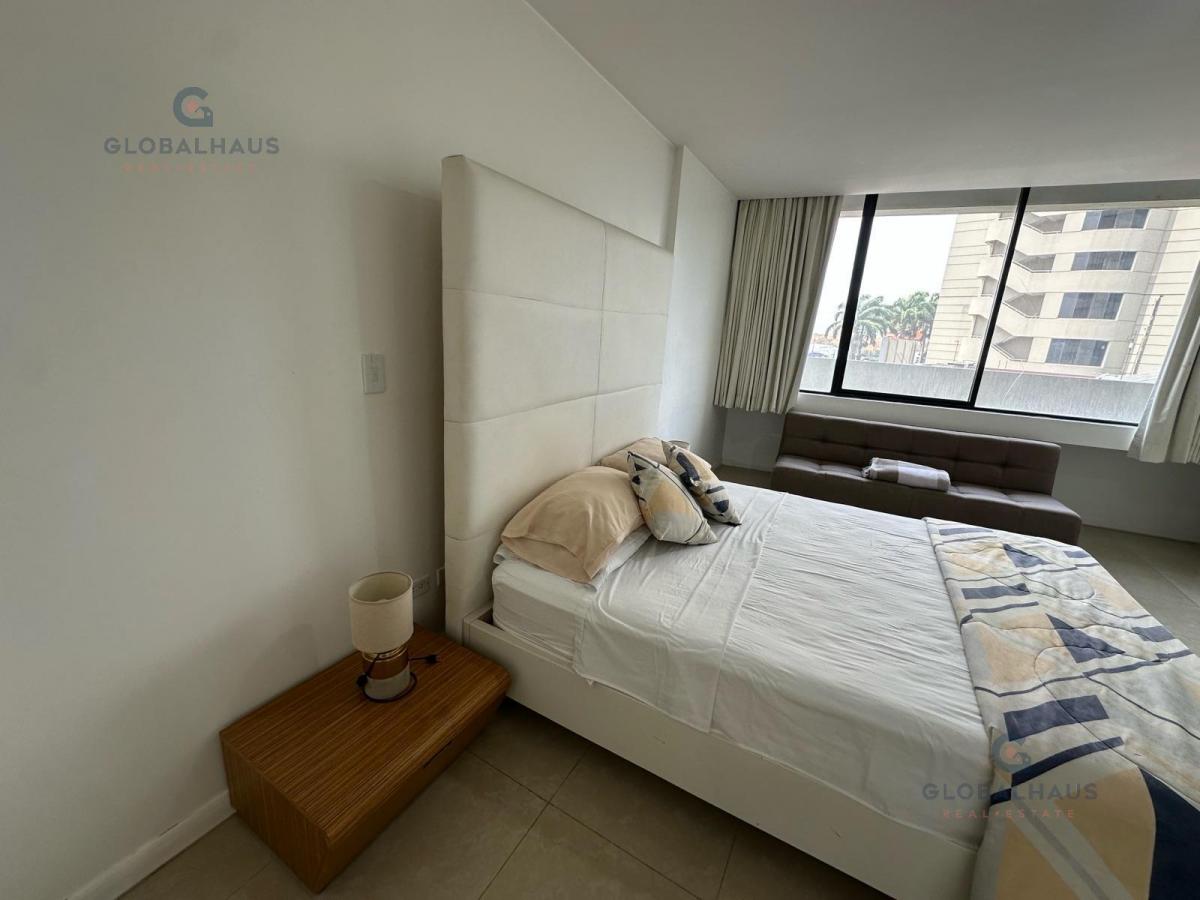 Venta de Departamento Amoblado en Kennedy Norte Torre Colón con 2 Habitaciones con Closet. V. B. Guayas — imagen 4