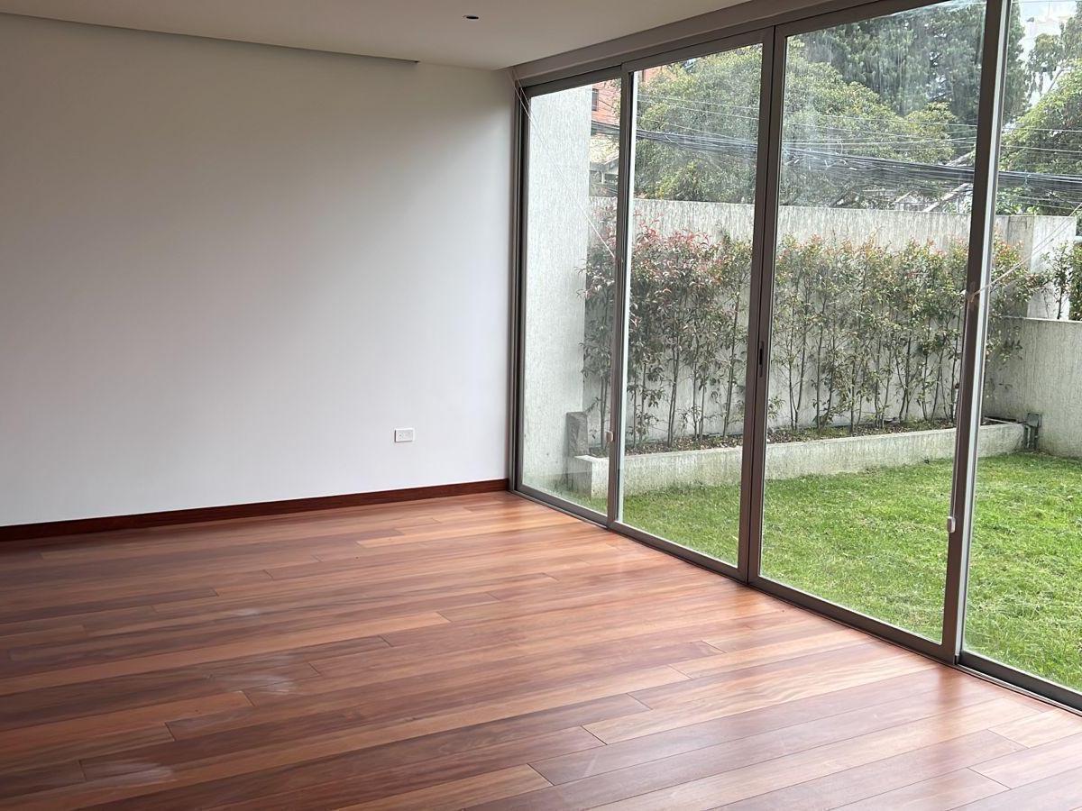 Quito Departamento Duplex de Venta por Estrenar Sector Gonzalez Suarez — imagen 9