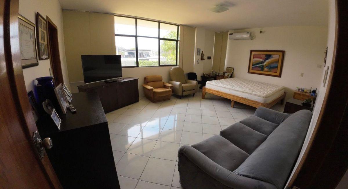 Vendo Hermosa Casa en Portoviejo, Manabí — imagen 6