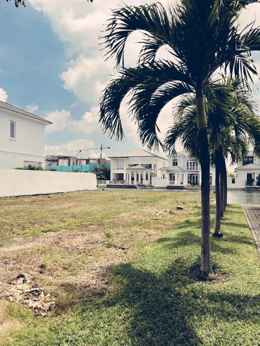 Aires del Batan - Exclusivo Terreno Esquinero en Venta - Samborondon, Guayas — imagen 9