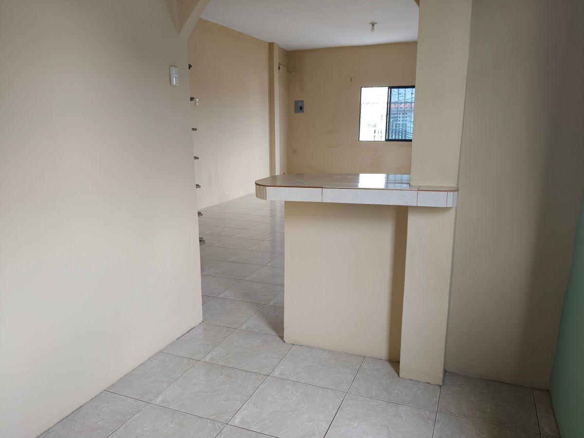 Se Vende Casa Rentera de 40 m² y 110 de Construcción con 2 Recámaras en Venta en Norte de Guayaquil, Guayas — imagen 7
