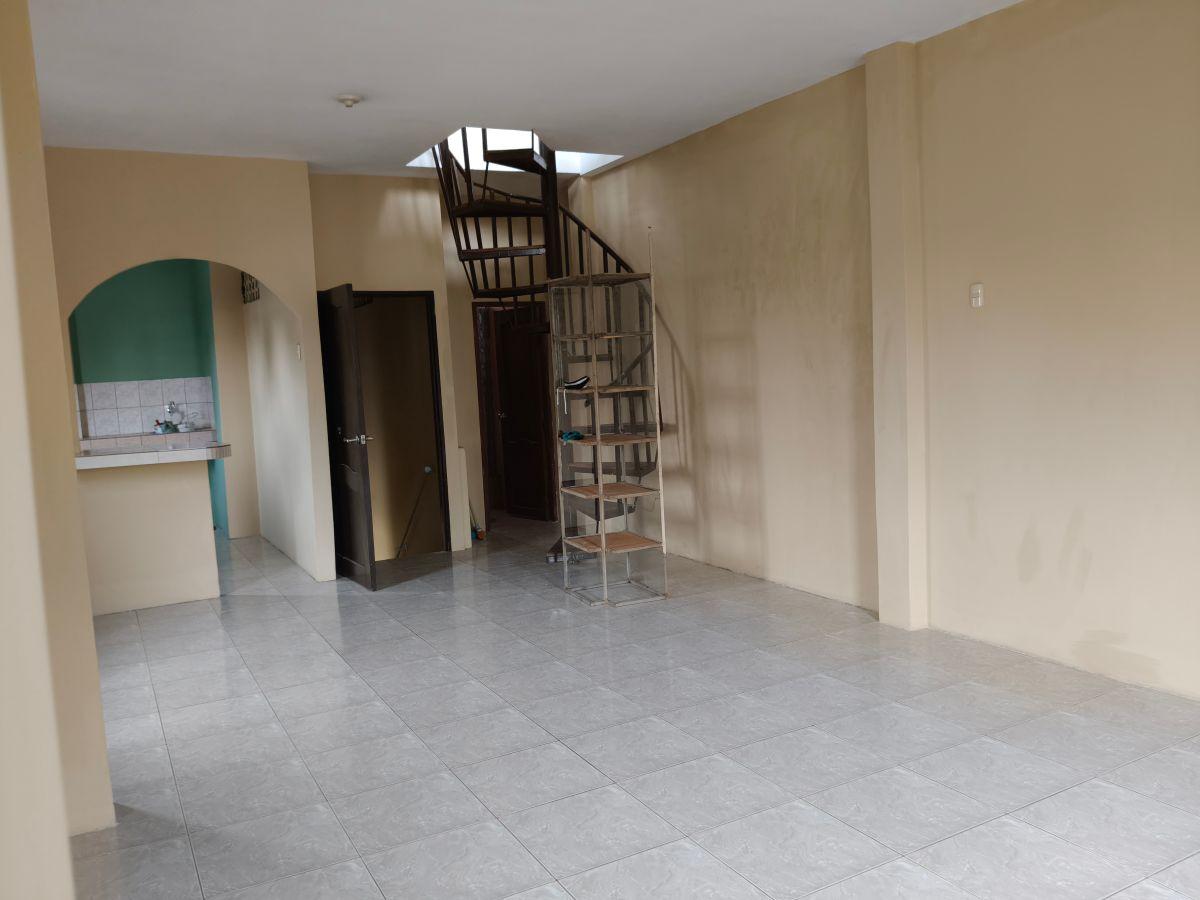 Se Vende Casa Rentera de 40 m² y 110 de Construcción con 2 Recámaras en Venta en Norte de Guayaquil, Guayas — imagen 2