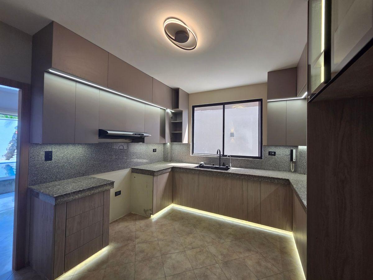 Venta Casa Urb. Portal Al Sol - Vía a La Costa Km 14, Guayas — imagen 4