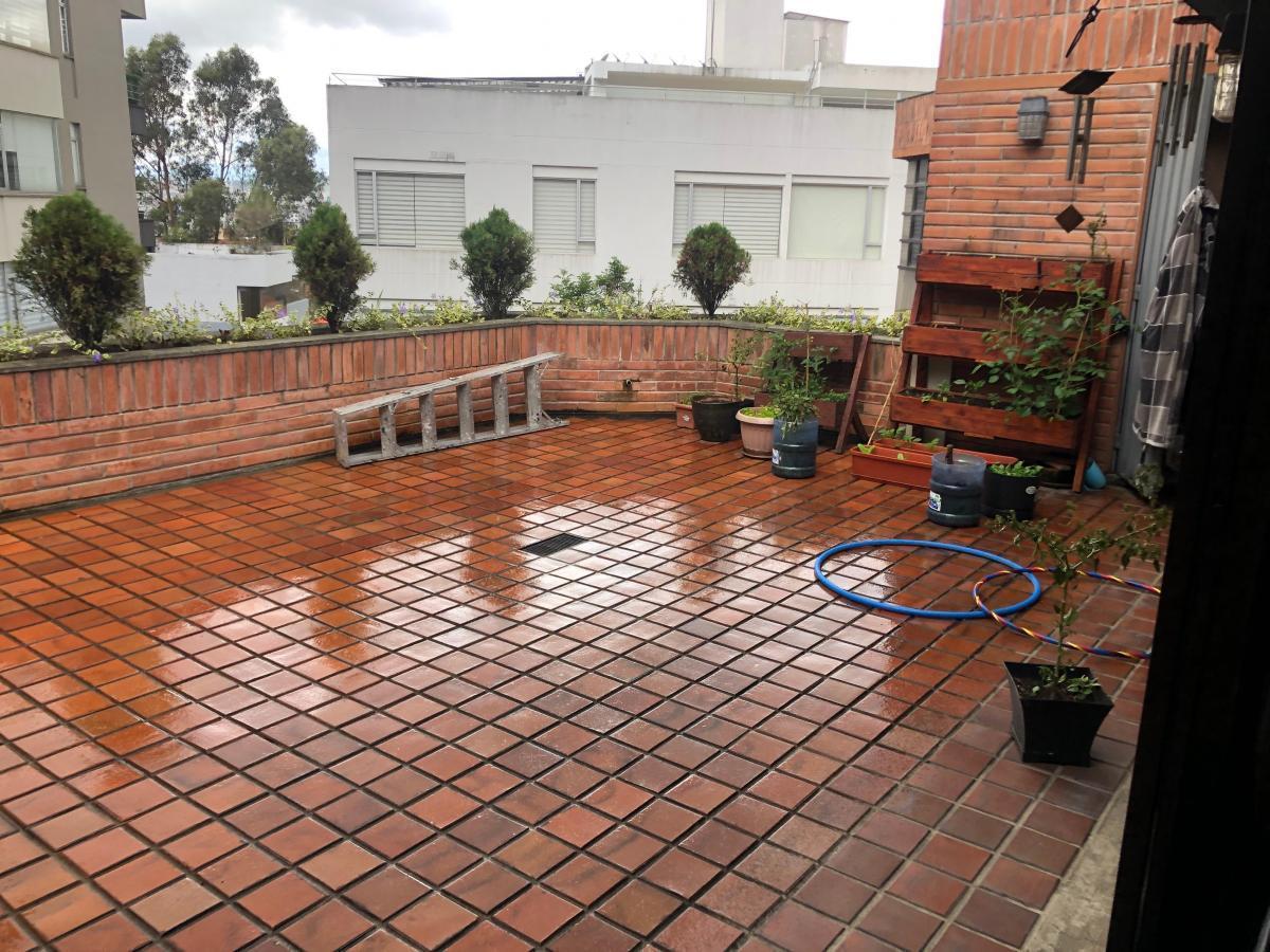 Quito Departamento en Venta Sector Quito Tenis — imagen 9