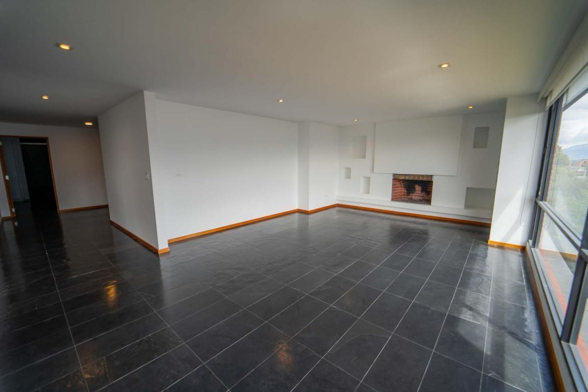 Departamento en Venta Quito Bellavista Alto 260 m² 3 Habitaciones 2 Parqueaderos — imagen 6