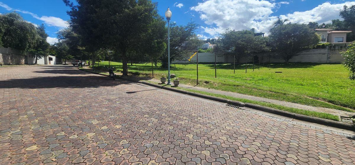 Lote Esquinero en Venta — imagen 3