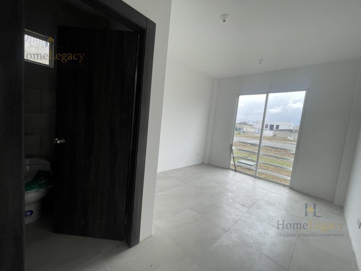 Venta de Casa Esquinera en Proyecto Isla Celeste Ad, Guayas — imagen 7