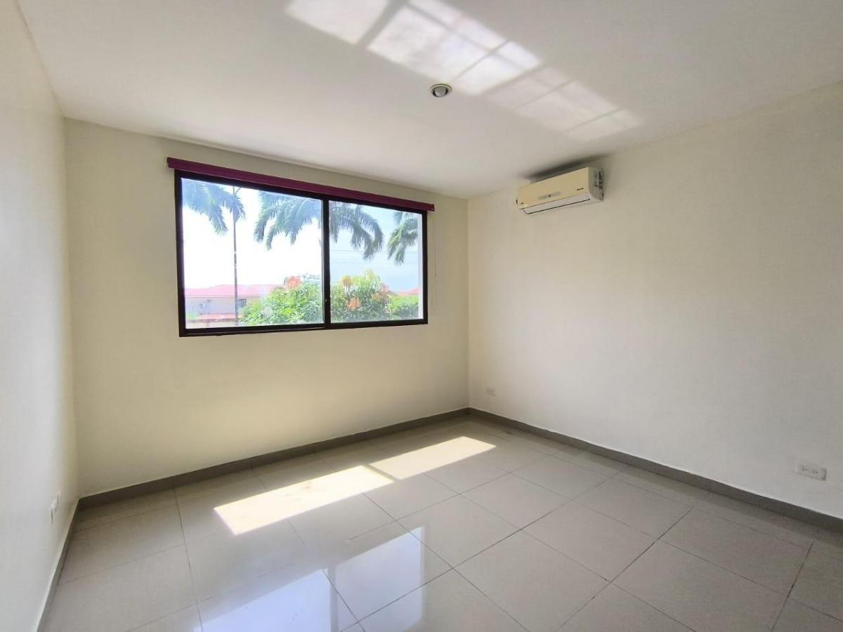 Casa Moderna en Ciudad Celeste Etapa La Marina, Guayas — imagen 6