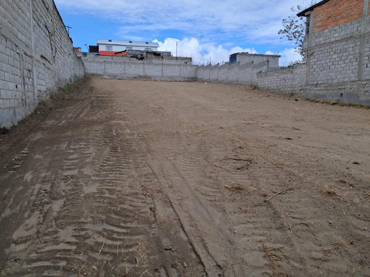 Terreno en Venta 834 m² en San Juan de Calderon — imagen 7