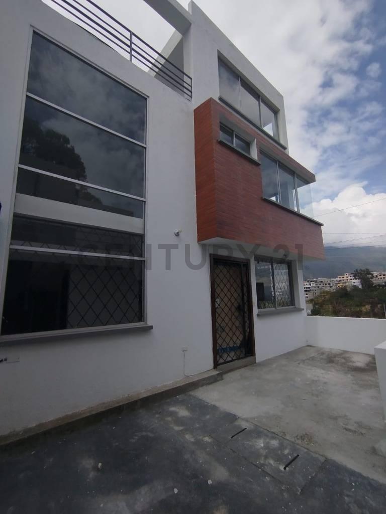 Casa en Venta Cada Dormitorio con Baño y 3 Garajes — imagen 9