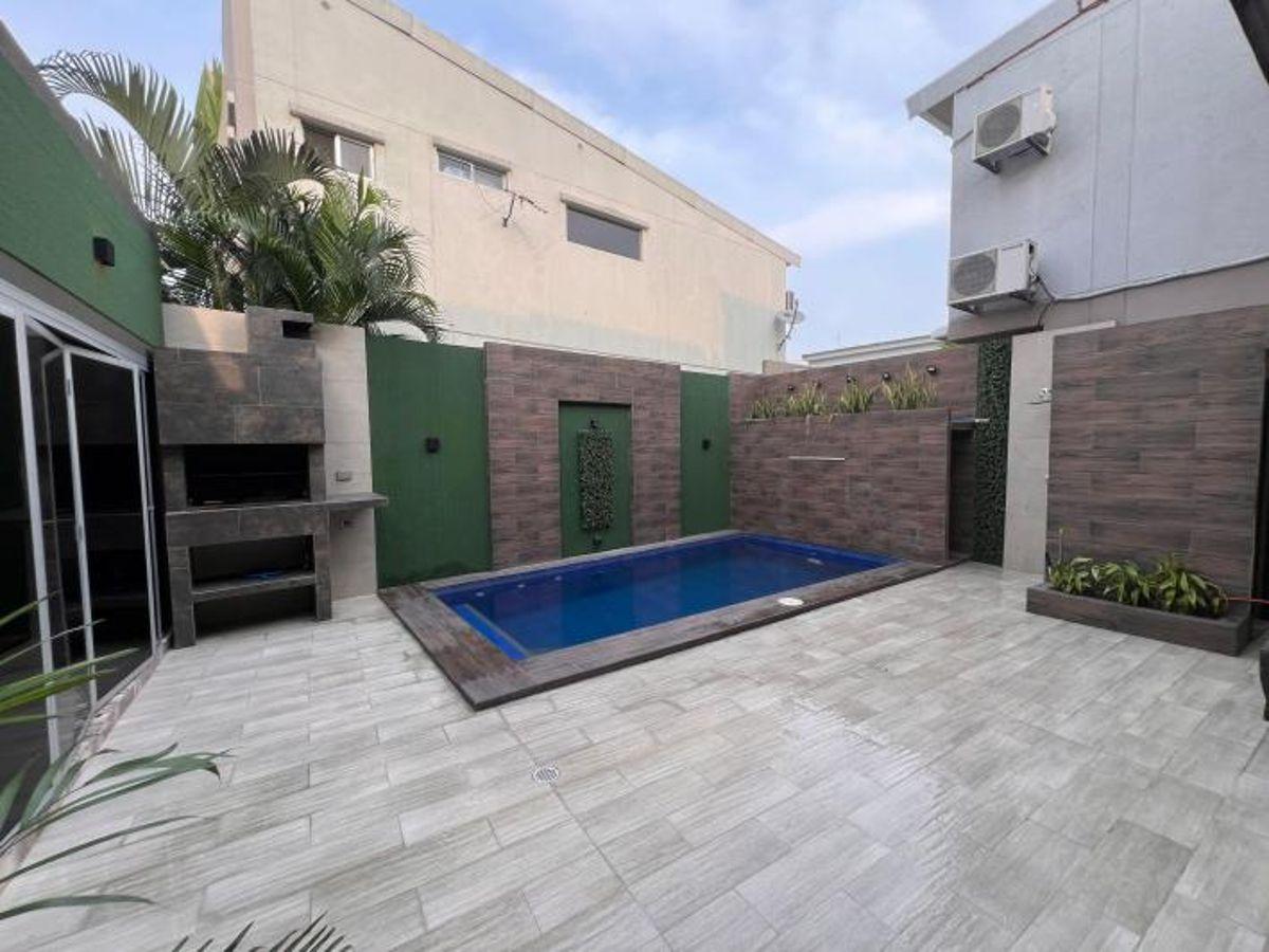 En Venta Espectacular Casa Amoblada C/piscina Urb. Matices - Km. 10 Samborondon - 220 m², Guayas — imagen 6