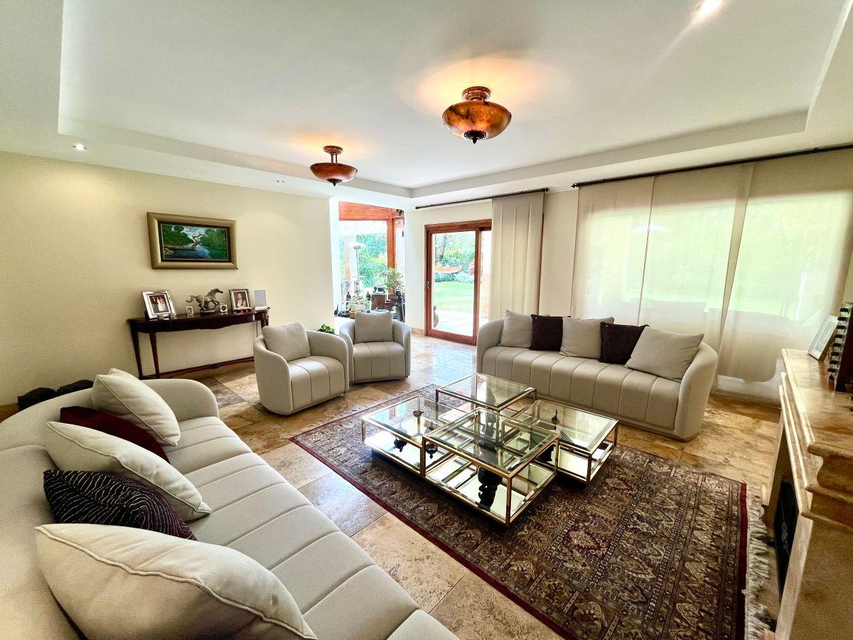 Urbanización La Vieja Hacienda – Vendo Exclusiva Propiedad Aaa de 867 m² de Construcción en 1.230 m² — imagen 4