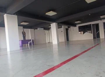 En Alquiler - Venta Local Comercial con Amplio Terreno 1892 m² - Lomas de Urdesa, Al Pie de La Vía, Guayas — imagen 2